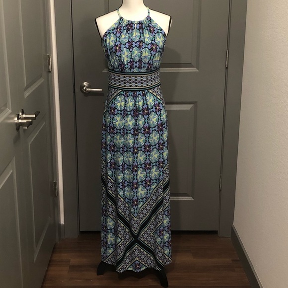 Roz & Ali Dresses & Skirts - Roz & Ali Maxi Dress